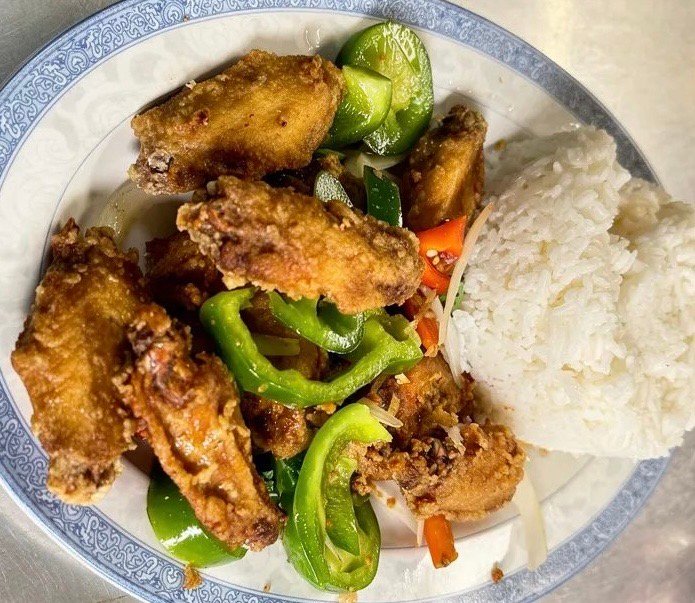 X36. Pepper Salted Chicken Wings over Rice