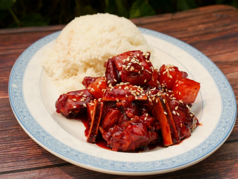 X21. Peking Spareribs over Rice