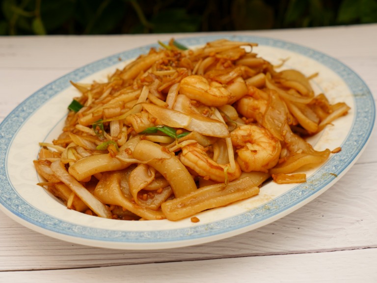 X4. Shrimp Chow Fun or Chow Mein