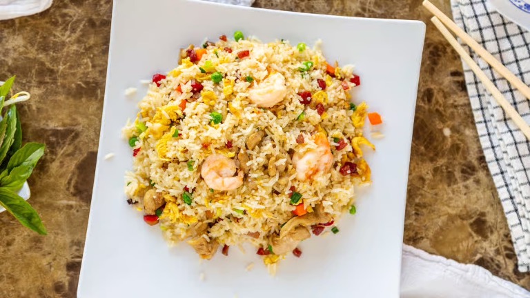 38. Hoa Viet Combo Fried Rice