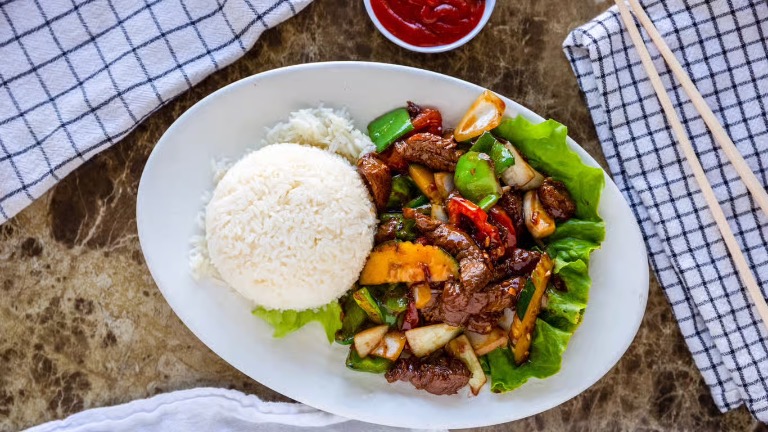 75. FILET MIGNON WITH FRIED STEAK