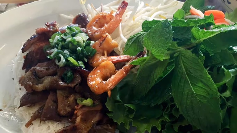 54. Charbroiled Shrimp Over Vermicelli