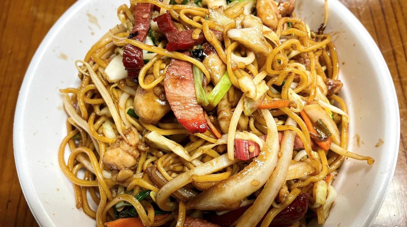 C5* Chinese BBQ Pork (Chow Fun Or Chow Mein)
